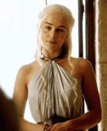 Daenerys Targaryen Khaleesi GIF - Daenerys Targaryen Khaleesi Smile GIFs