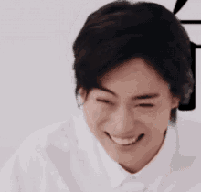 Laugh Laughing Hysterically GIF - Laugh Laughing Hysterically Suda Masaki GIFs