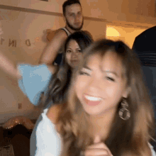 Shannon Taruc Squad GIF - Shannon Taruc Squad Party Time GIFs