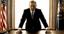 House Of Cards - Frank Underwood GIF - House Of Cards Frank Underwood Knocking GIFs