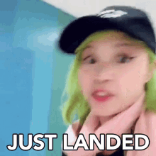 Just Landed Just Got Here GIF - Just Landed Just Got Here Arrived GIFs