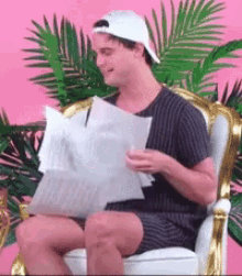 The Morning Toast Drop GIF - The Morning Toast Drop Papers GIFs