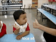 Bebê Fazendo Toquinho GIF - Tocaae Enois Bebe GIFs