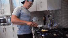 Brendan Gallagher Cooking GIF - Brendan Gallagher Cooking Scrambled Eggs GIFs