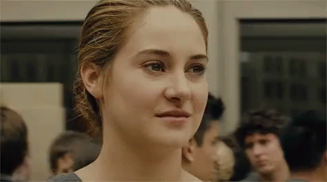 Tris Looking Around GIF - The Divergent Series Divergent Tris Prior GIFs