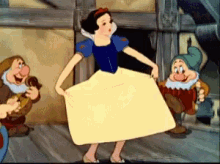 Dancing Snow White GIF - Dancing Snow White Dwarves GIFs