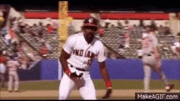 tenor.gif