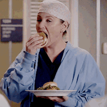Greys Anatomy Arizona Robbins GIF - Greys Anatomy Arizona Robbins Eating GIFs