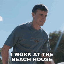 I Work At The Beach House Will GIF - I Work At The Beach House Will The Lost Daughter GIFs