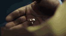 The Commuter Liam Neeson GIF - The Commuter Liam Neeson Ring GIFs