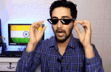 Shades On Shades Off GIF - Shades On Shades Off Sunnies On GIFs