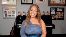 laughing erica campbell sunday best funny thats hilarious