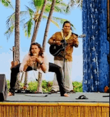 Russell Brand Forgetting Sarah Marshall GIF - Russell Brand Forgetting Sarah Marshall Spider GIFs