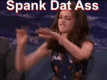 Spank Dat Ass Anne Hathaway GIF - Spank Dat Ass Anne Hathaway Weekend Vibe GIFs