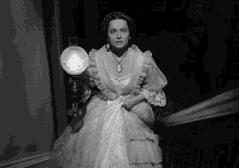 The Heiress Olivia De Havilland GIF - The Heiress Olivia De Havilland William Wyler GIFs