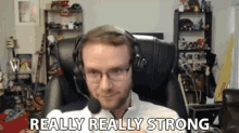 Really Really Strong William Newberry GIF - Really Really Strong William Newberry Goremiser GIFs
