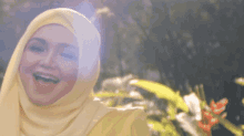 Siti Siti Yellow GIF - Siti Siti Yellow Kuasa Cintamu GIFs