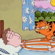 Garfield Morning GIF - Garfield Morning Garfield The Cat GIFs