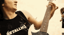 Fatal Misi Metallica GIF - Fatal Misi Metallica Fatal Error Zenekar GIFs