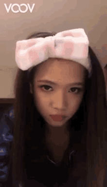 earnrq rose quartz eyebrow raise earnrq rose quartz eyebrow raise
