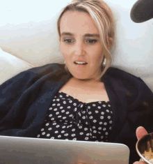 Shocked Chloe Fineman GIF - Shocked Chloe Fineman Saturday Night Live GIFs