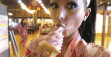 ice cream yummy sundae foodie food tasting ice cream yummy sundae foodie food tasting
