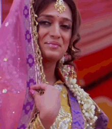 Apna Sapna Money Money Ritesh Deshmukh As Girl GIF - Apna Sapna Money Money Ritesh Deshmukh As Girl Riteish Deshmukh As Woman GIFs