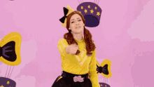 me emma watkins the wiggles dream song its me point to me