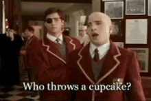 Gold Member GIF - Gold Member Austin Powers Who Throws The Cupcake GIFs