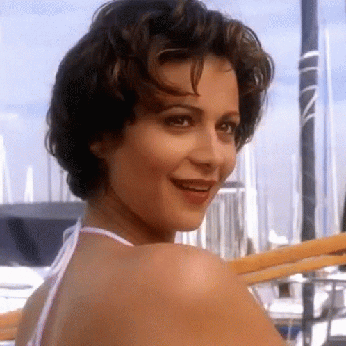 Catherine Bell Hot