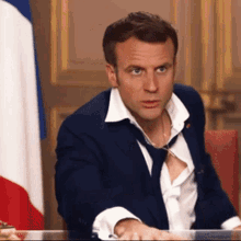 Emmanuel Macron Choqué GIF - Emmanuel Macron Choqué GIFs