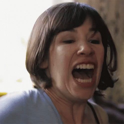 Crazy GIF - Carrie Brownstein Portlandia Screaming - Discover & Share G...
