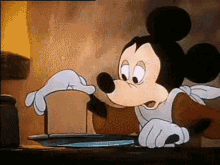 No More Unemployment Checks Mickey Mouse GIF - No More Unemployment Checks Mickey Mouse Goofy GIFs