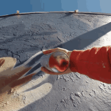 Spraying With A Spray Can Glossblack GIF - Spraying With A Spray Can Glossblack Red Bull GIFs