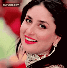 Happy Kareena.Gif GIF - Happy Kareena Kareena Kapoor Happy GIFs