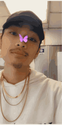 flowi selfie butterfly sassy cute