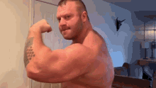 Strong Man Muscle Bear GIF - Strong Man Muscle Bear Beefy Man GIFs