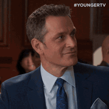 Look Over Charles Brooks GIF - Look Over Charles Brooks Peter Hermann GIFs