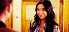 Shay Mitchell GIF - Shay Mitchell Pretty Little Liars Smile GIFs