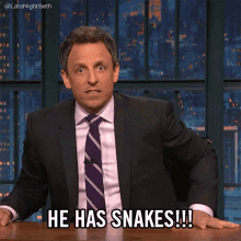 He Has Snakes!!! GIF - Late Night Seth Lnsm Lnsmgi Fs GIFs
