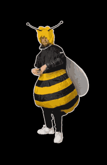 Gröni Bee GIF - Gröni Bee Dance GIFs