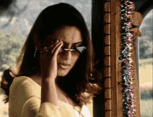 Rani Mukerji Rani Mukherjee GIF - Rani Mukerji Rani Mukherjee Chalte Chalte GIFs
