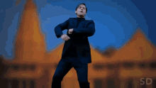 Tobey Maguire Dancing Gifs Tenor
