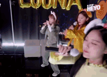 Hyunjin Loona GIF - Hyunjin Loona Hyunjin Karaoke GIFs
