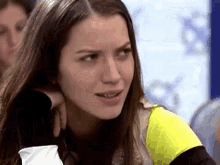 Nathalia Dill Malhacao GIF - Nathalia Dill Malhacao What Are You Talking About GIFs