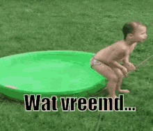 Wat Vreemd GIF - Schwimmbad Kind Grappig GIFs