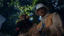 gang sign omy de oro yandel ilegal singing