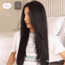 Fixing Hair I Cant See It GIF - Fixing Hair I Cant See It Long Hair GIFs