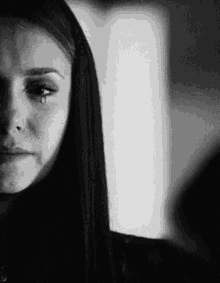 Elena Gilbert Crying GIF - Elena Gilbert Crying The Vampire Diaries GIFs