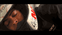 everson zoio pensativo acordando capacete se liga